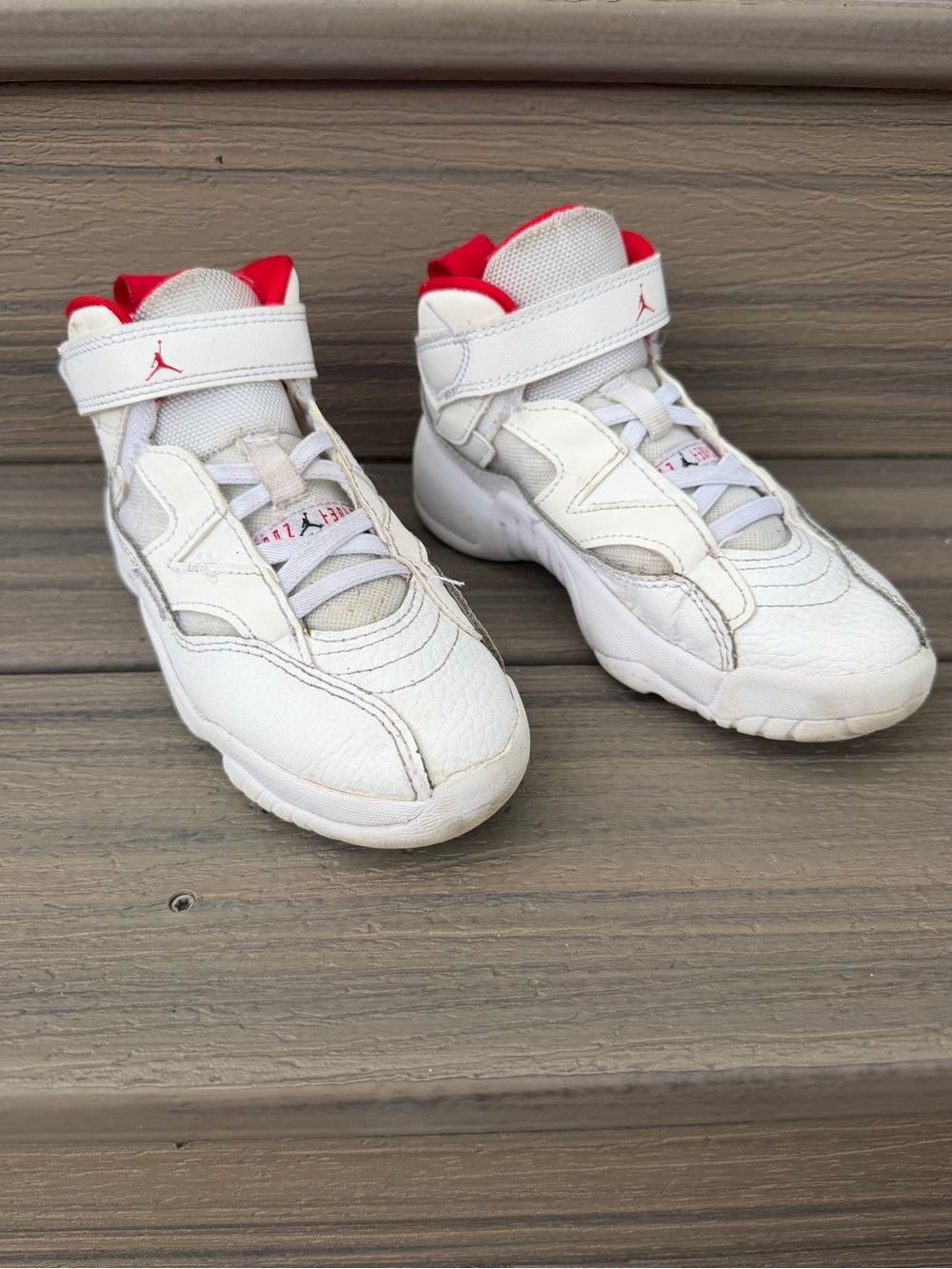Jordan Boys 11.5C Two Trey Jumpman Red White Velcro